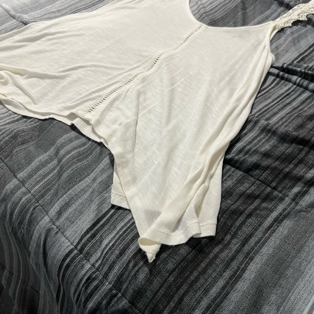 Weavers Cream Sleeveless Top